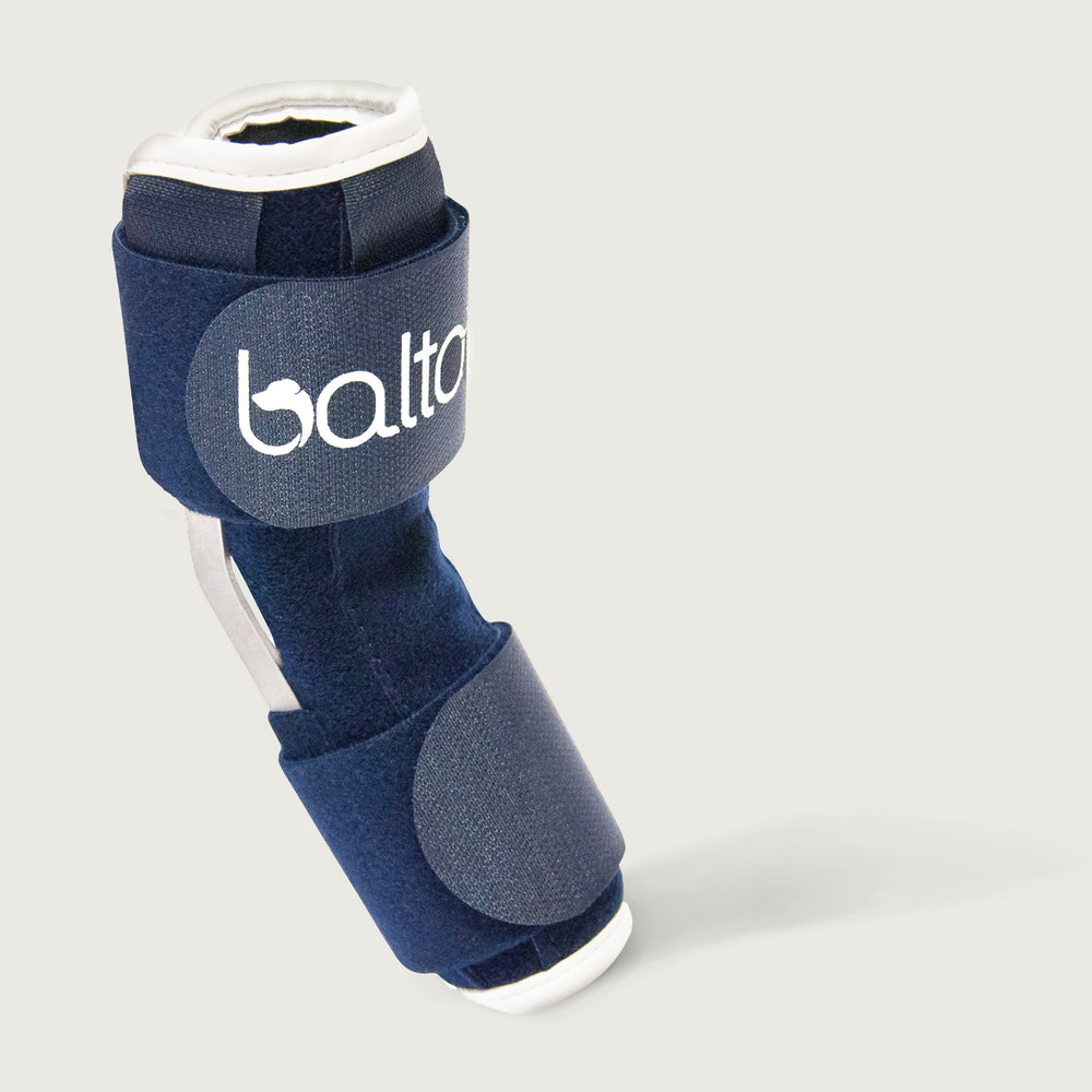 
                  
                    Load and play video in Gallery viewer, balto usa orthopedic hock brace for canines tutorial video
                  
                